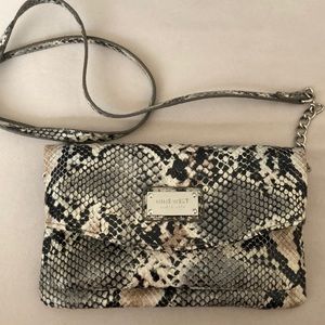 Nine West convertible crossbody/clutch
